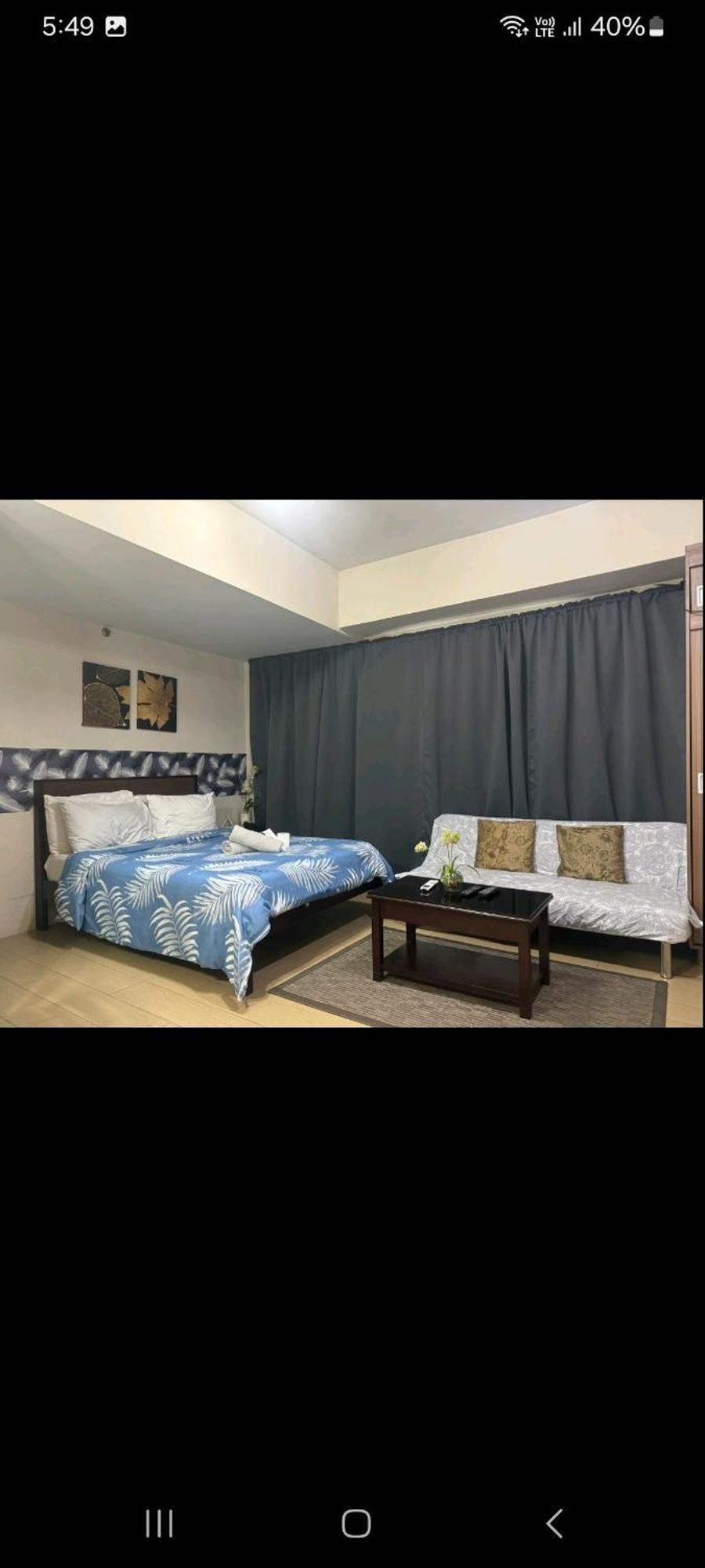 Henry'S Newport Condotel Pasay Exterior photo
